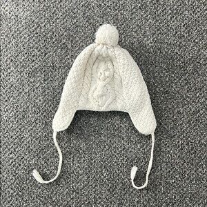 American Eagle White Trapper Hat with Ear Flaps and Pom-Pom